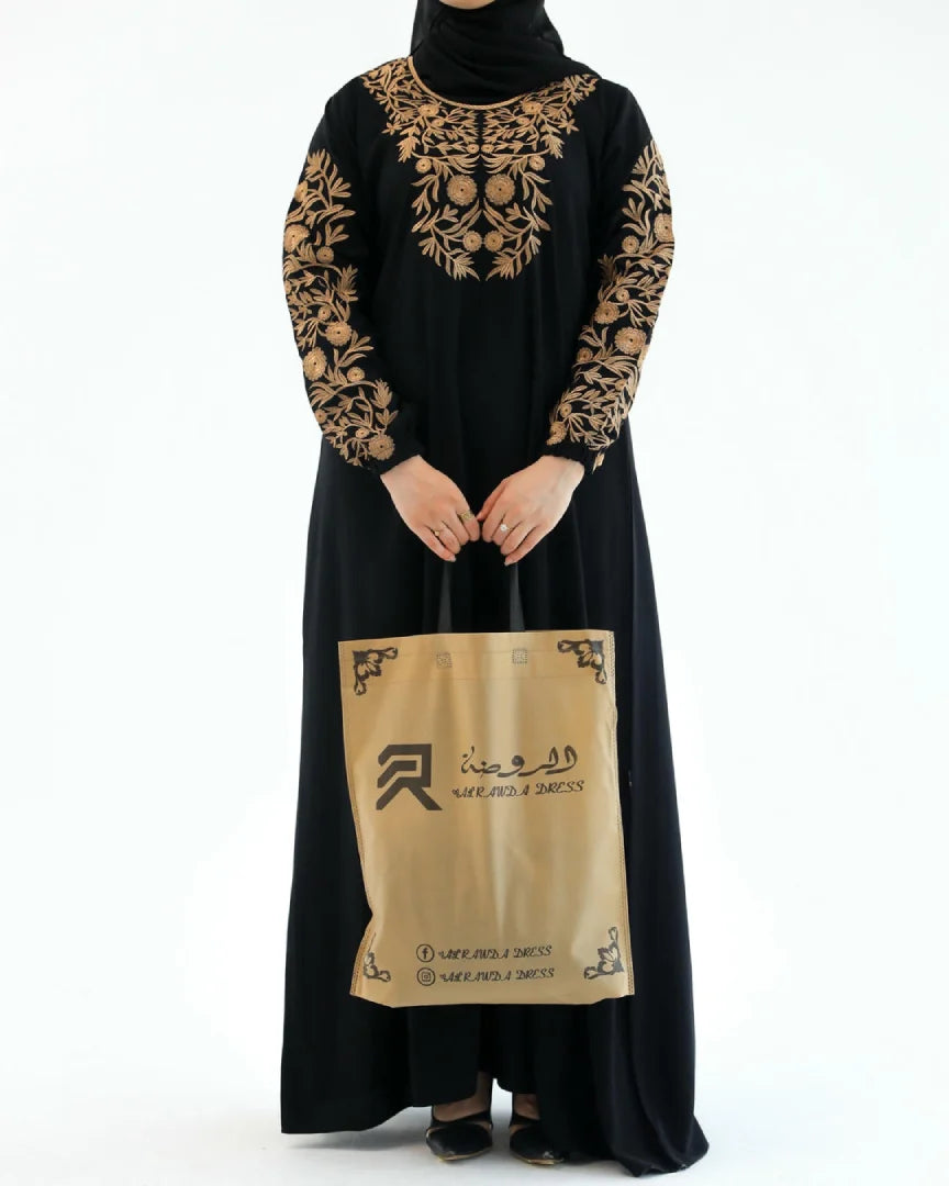 أسود