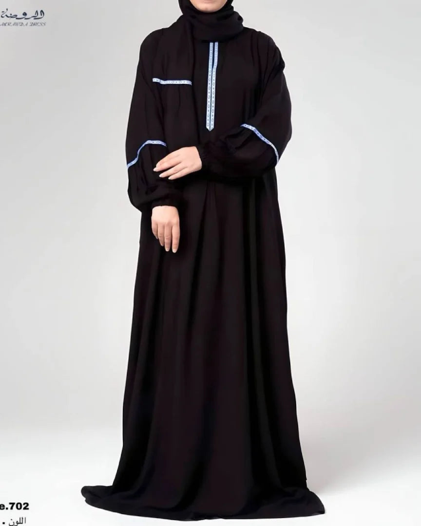 أسود