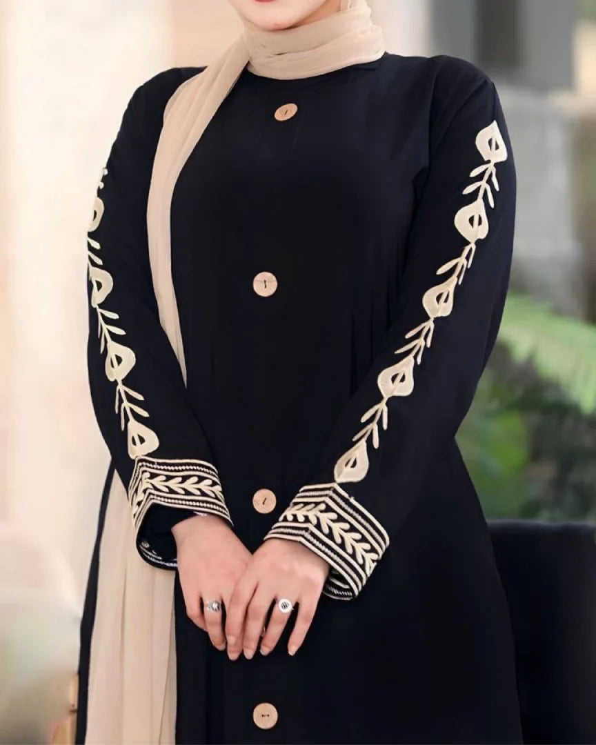أسود